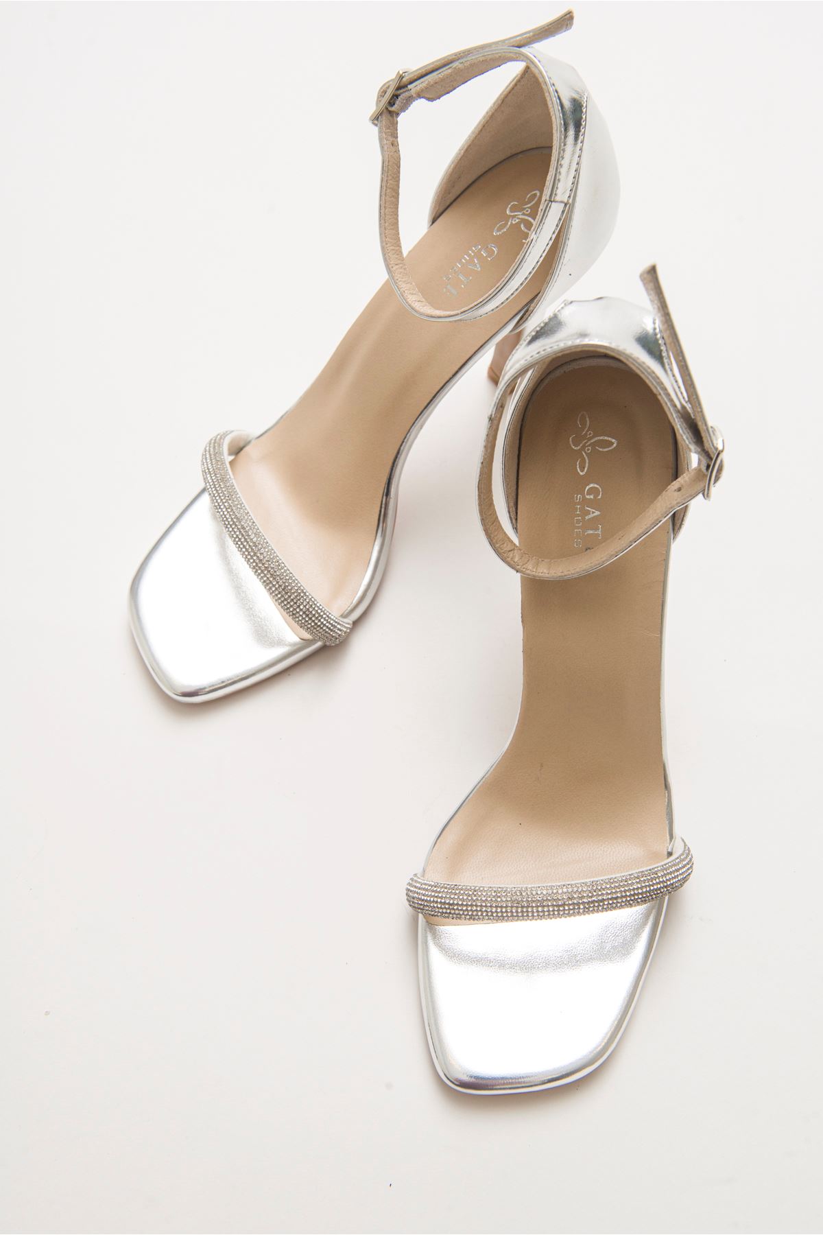 Cinzia Parlak Abiye Yüksek Topuk Taşlı Bilekten Bağlamalı Kadın Gece Ayakkabısı Gate Shoes-Gümüş