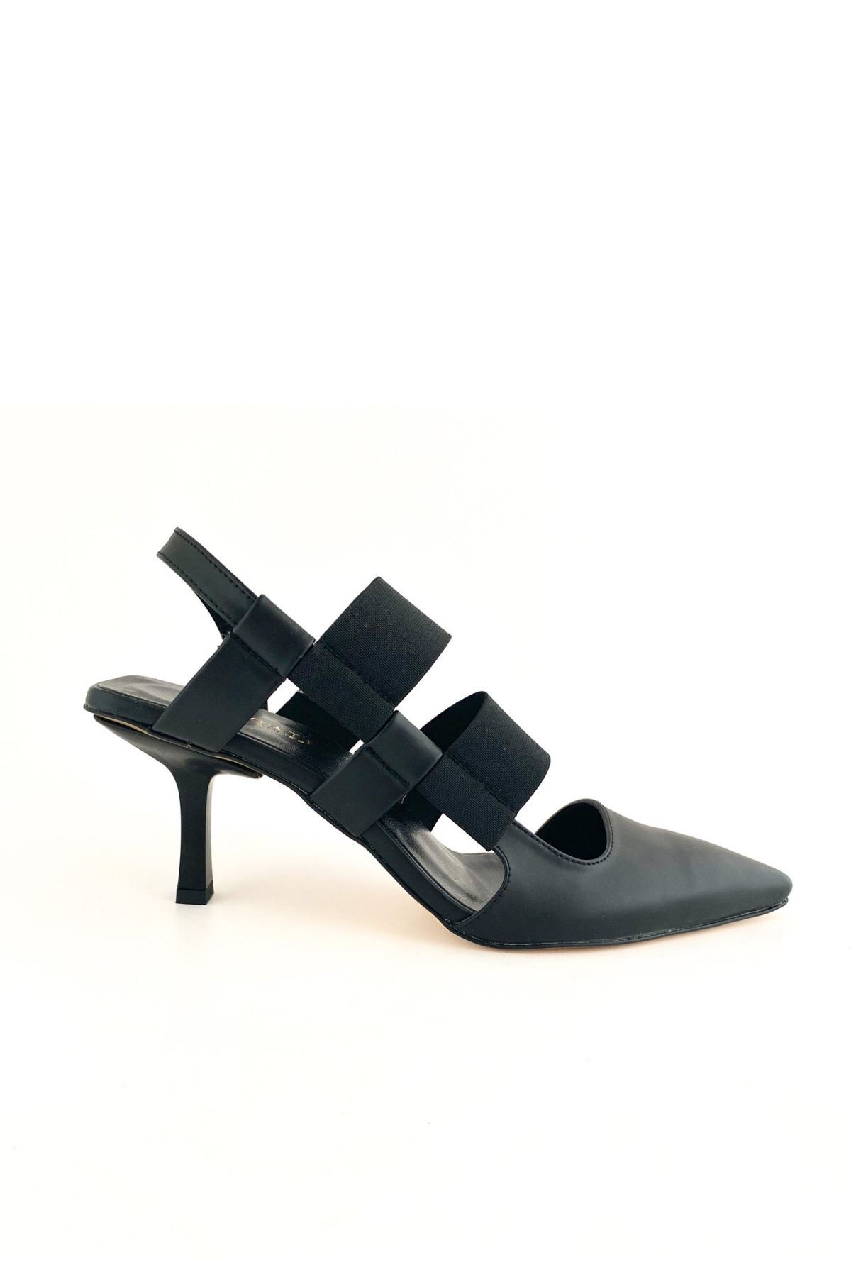 Sivri burunlu Lastikli Topuklu Ayakkabı Aria Gate Shoes-Siyah
