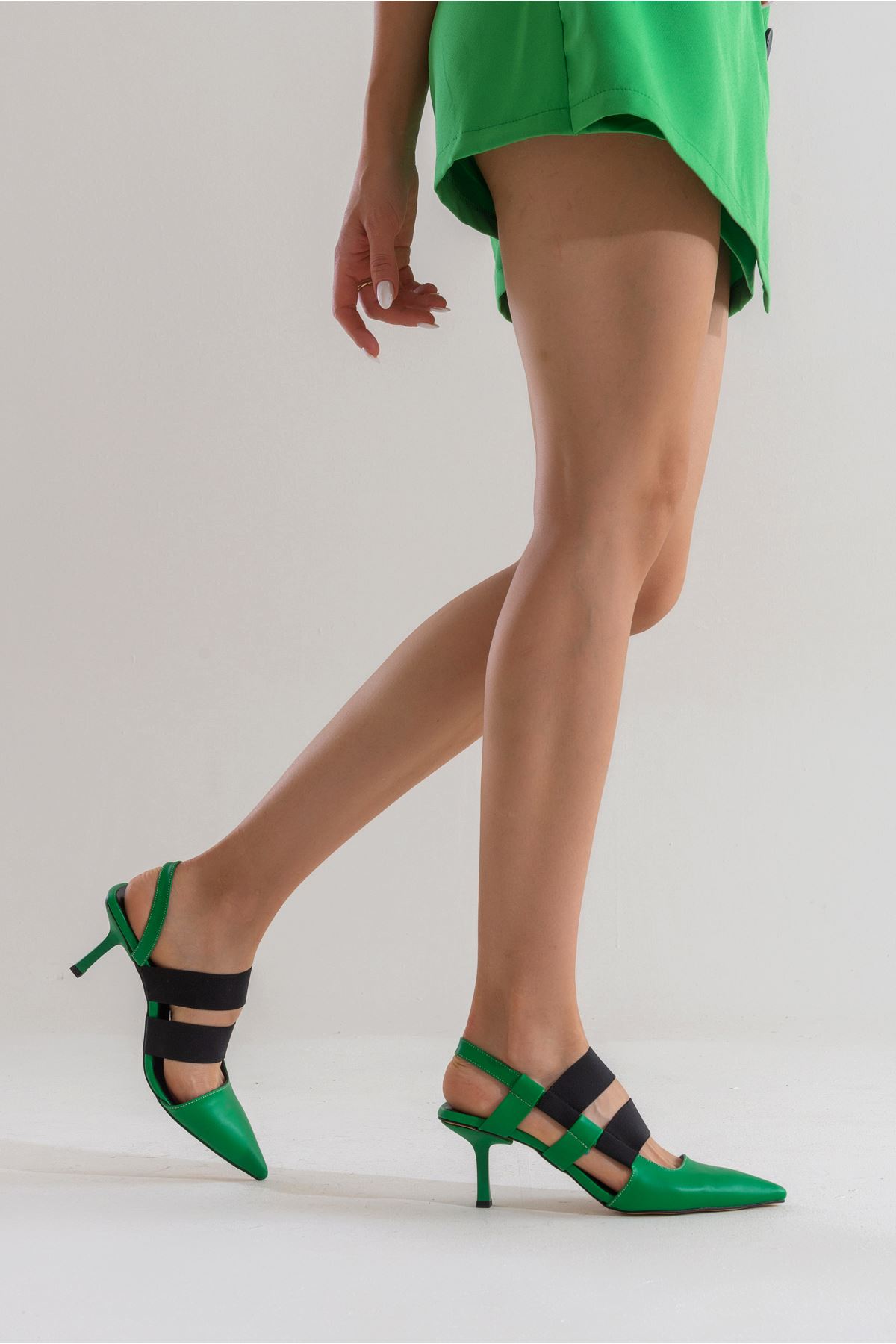 Sivri burunlu Lastikli Topuklu Ayakkabı Aria Gate Shoes-Yeşil