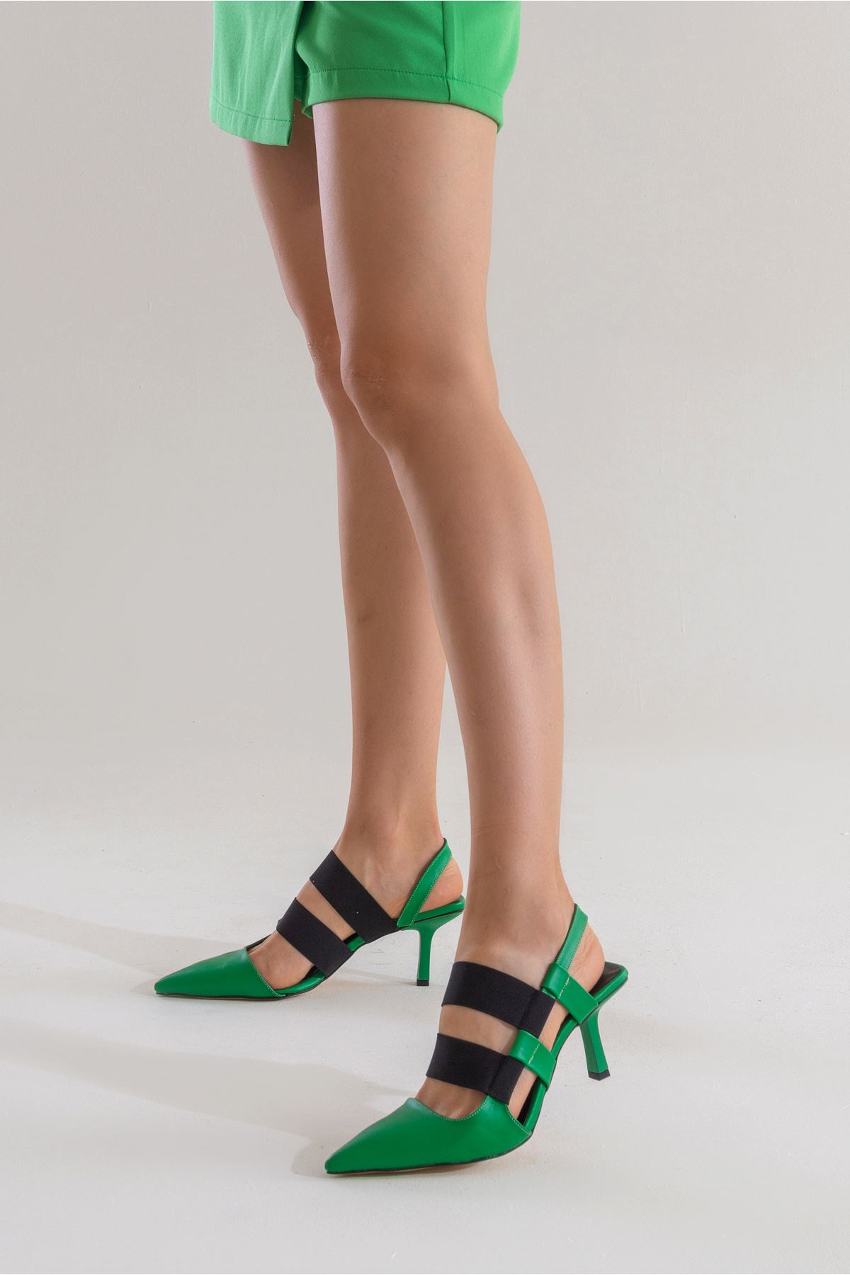 Sivri burunlu Lastikli Topuklu Ayakkabı Aria Gate Shoes-Yeşil