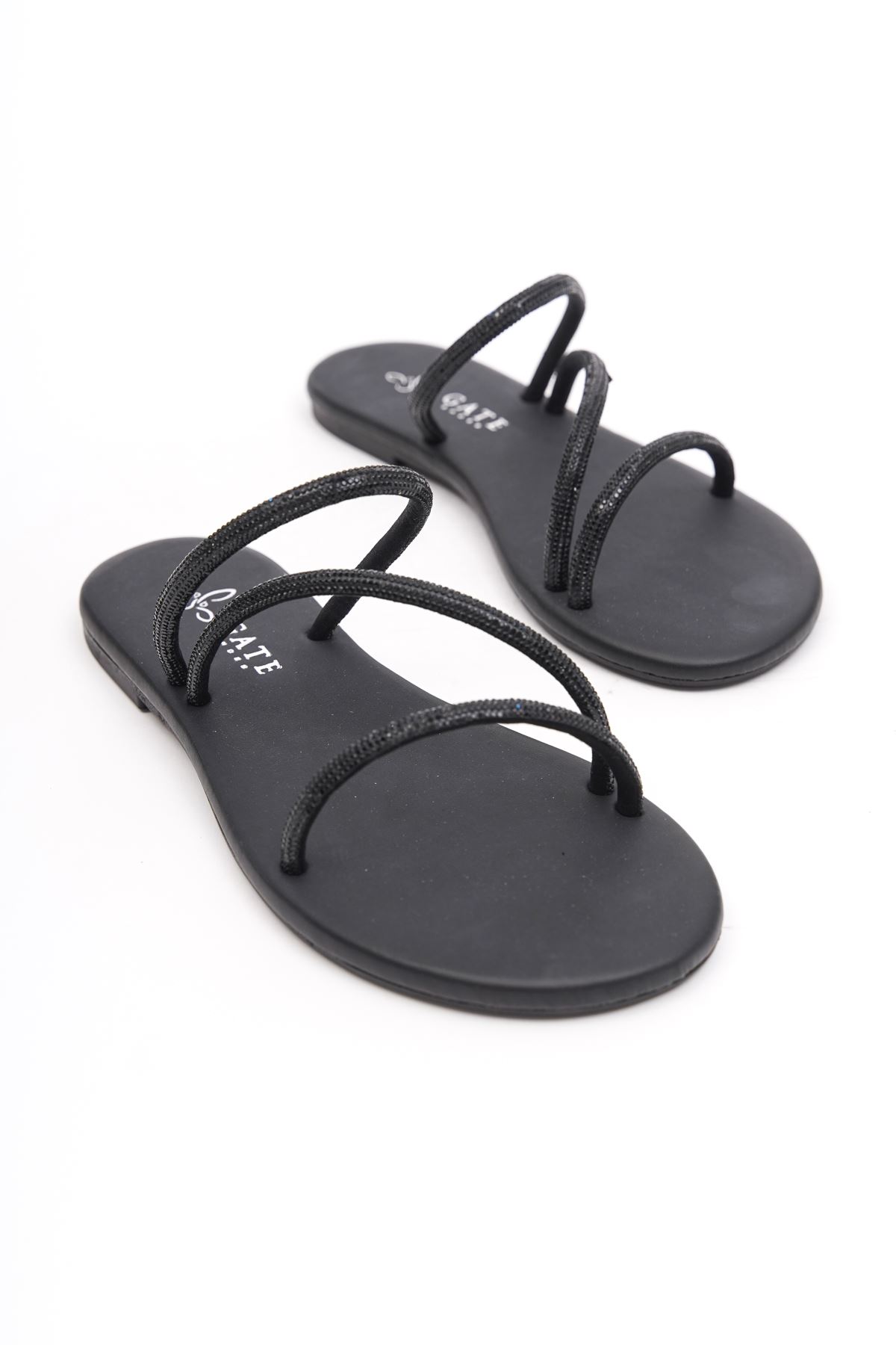 Areta Kristal Parlak Taşlı Alçak Tabanlı Kadın Sandalet Gate Shoes-Siyah